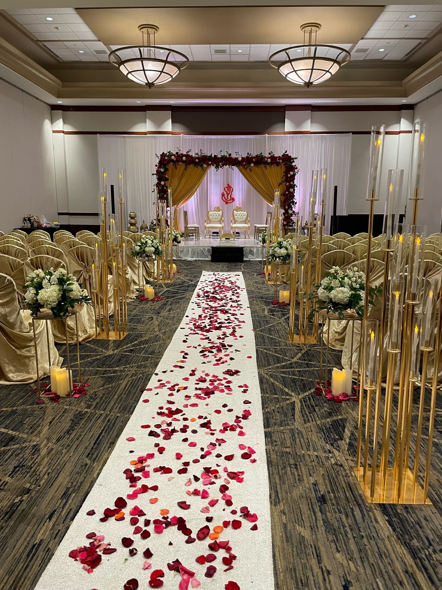 Wedding decor gallery image 9