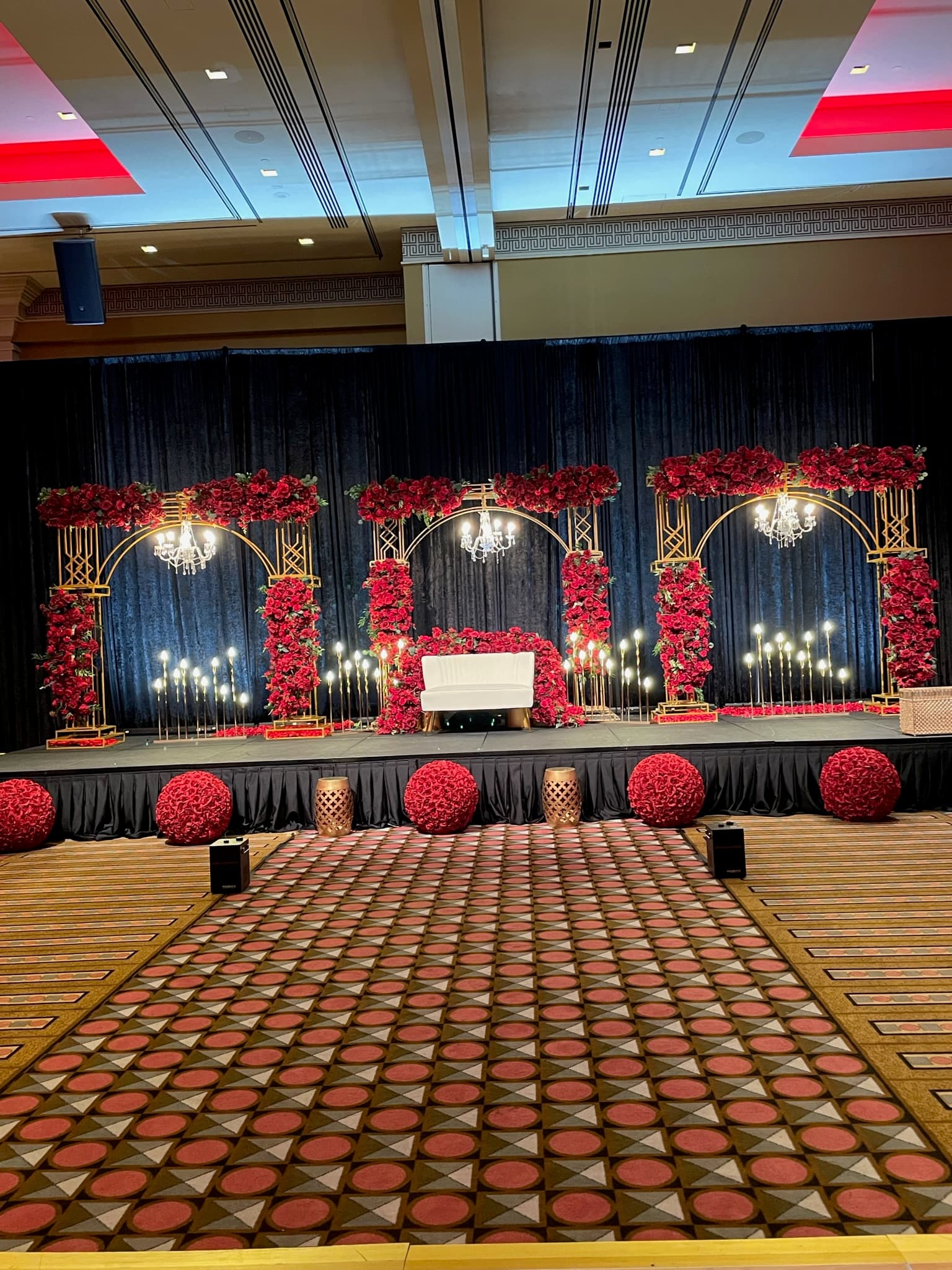 Wedding decor gallery image 10